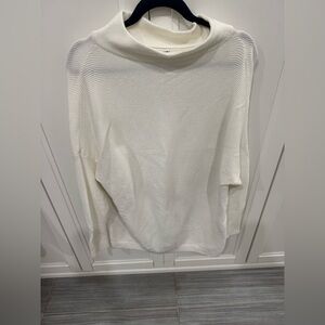 Oversized Women's white Sweater size small